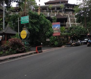 Sayan Hotel | Sari Villa Ubud
