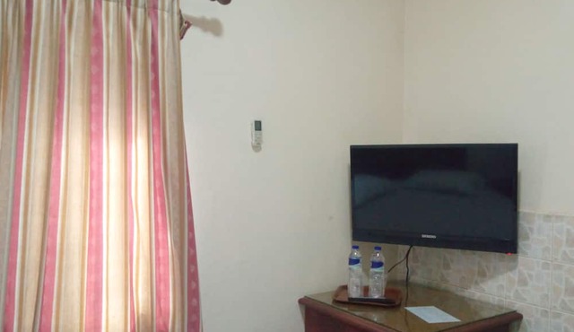 Hotel O Wisma Astukara Syariah Near Sejahtera Department Store Pinrang