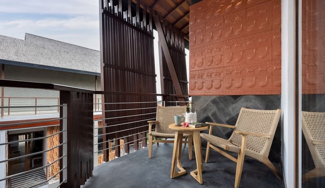 Mokko Suites Batubelig