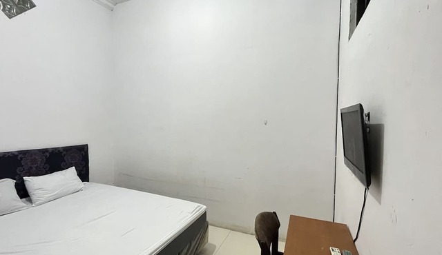 Hotel O Kost Biru
