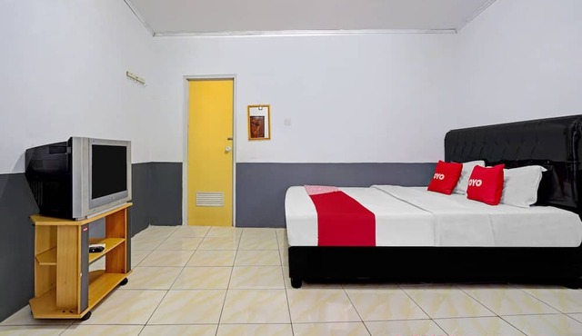 OYO 90405 Penginapan Sasti KuninganNearTaman Cirendang in Cilimus