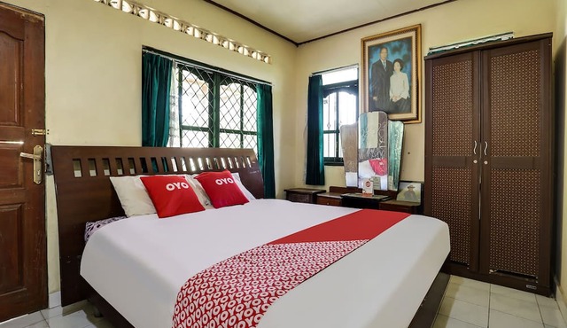 OYO Homes 91094 Desa Wisata Banyuatis