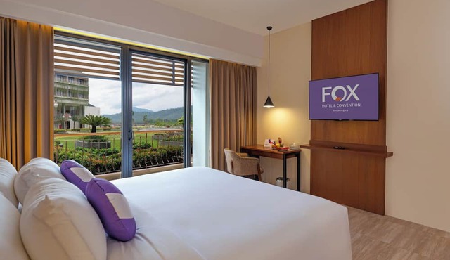 FOX Harris Hotel & Conventions Banjarnegara in Banjarnegara