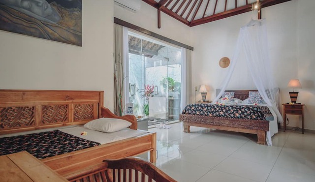 Frangipani Beach Hotel