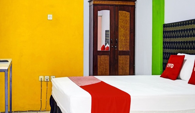 OYO 91796 Guest House Ghalta Syariah in Karawang