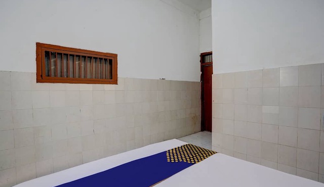 Hotel O Homestay Kedamean in Gresik