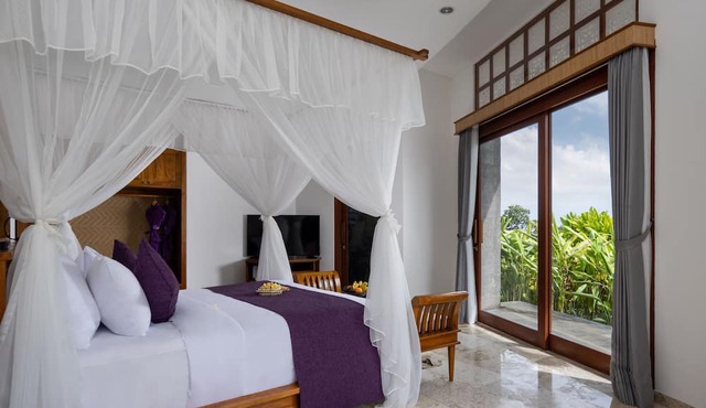 Swan Paradise A Pramana Experience