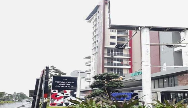 Super OYO Collection O 30 Amega Crown Sub in Surabaya