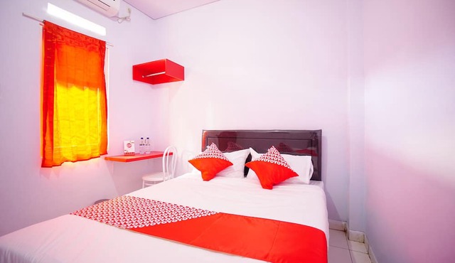 OYO 1064 Manado Airport Homestay