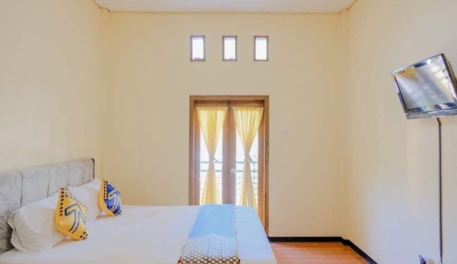 SPOT ON 2448 Hotel Tlogorejo 2 in Briket
