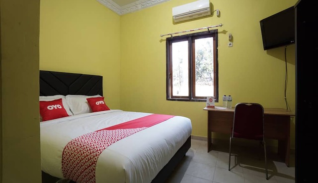 OYO 2486 Bahana Guest House