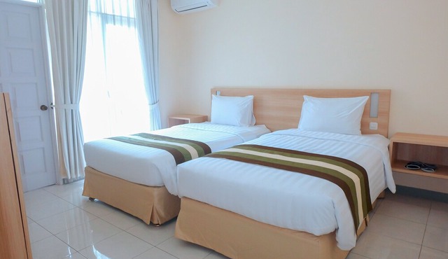 Whiz Residence Darmo Harapan Surabaya