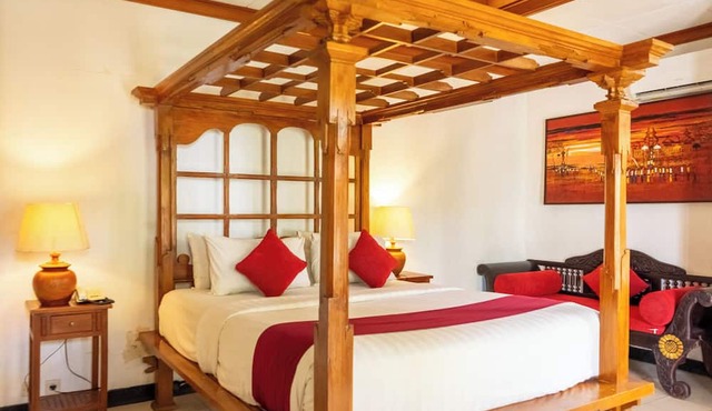Bali Taman Beach Resort & Spa - Lovina