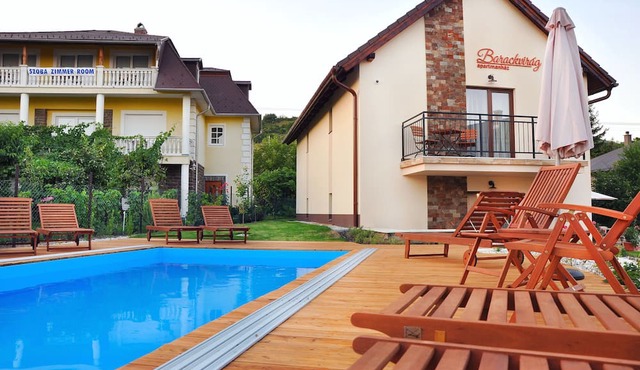 Barackvirág Apartmanház in Tihany