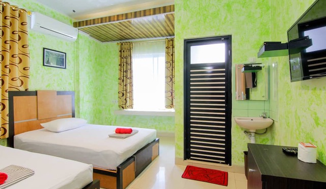 Yani Homestay
