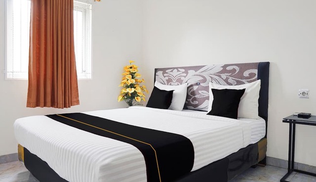 Hotel O near Transmart Padang formerly Sulaiman Residence