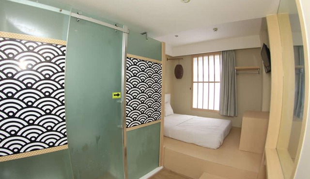 Kimono Hotel
