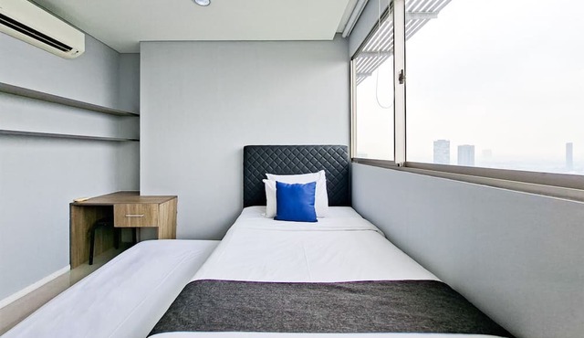 Bright And Comfy 2Br Apartment At Paddington Heights in Tangerang