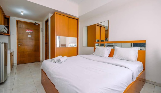 Comfort Studio Apartment At Margonda Residence 2 in Depok