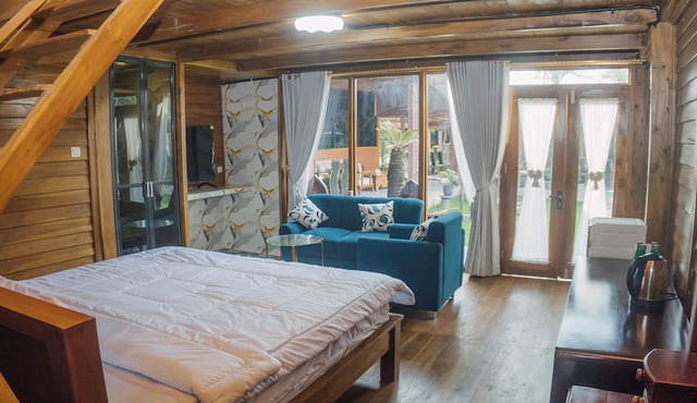 Mik Resort & Hotel