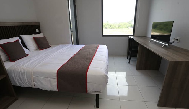 Capital O 95049 Aurora Rooms Riverdale in Cikarang