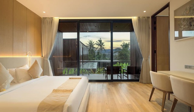Seven Stones Villas