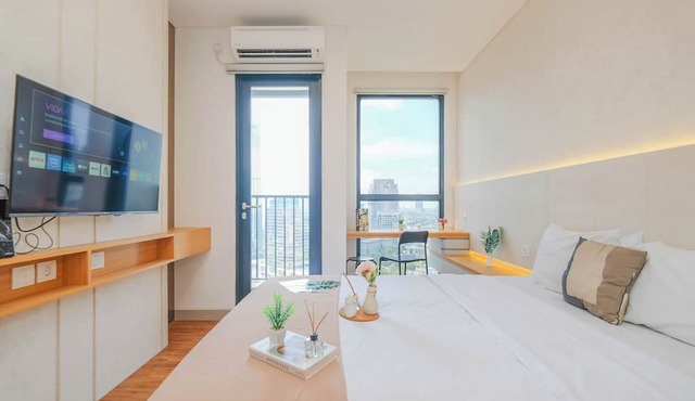 Standard Studio At Apartment Ciputra World 2 in Jakarta