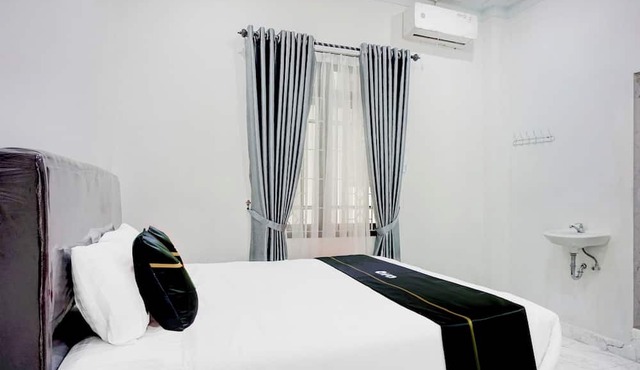 Hotel O Sm Raja Guest House in Medan