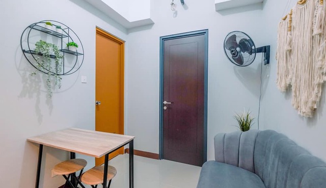 Comfort 1Br At Royal Heights Apartment in Bogor