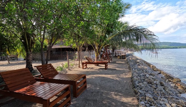 Maryan Moyo Bungalows and resto in Moyo