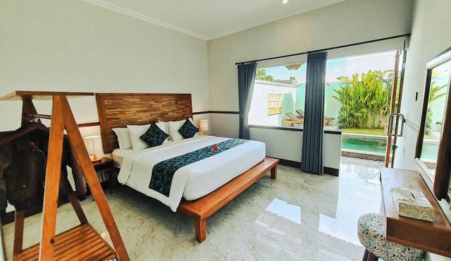 SEJATI VILLAS PETITENGET