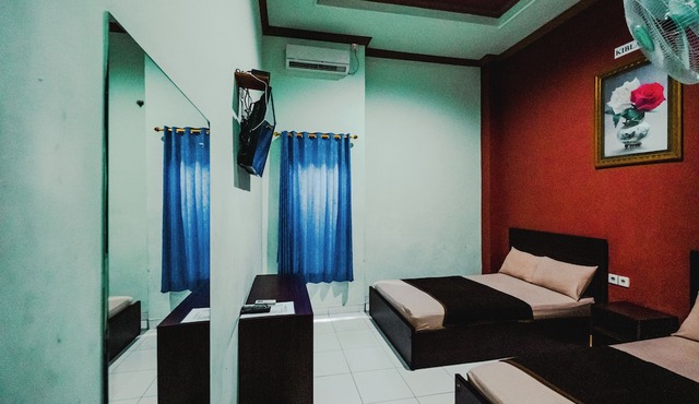 Hotel Mega Dana