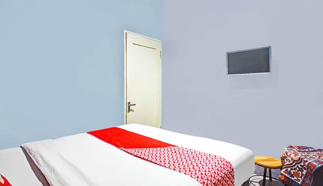 Hotel O Mandala Near Universitas Negeri Medan (UNIMED)