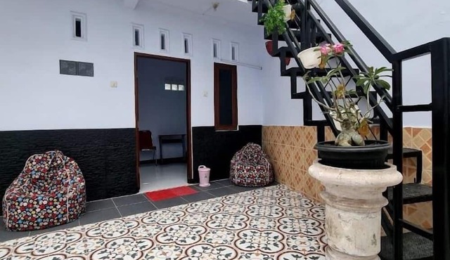 Hotel O Ump Near Alun-Alun Formerly Penginapan 88