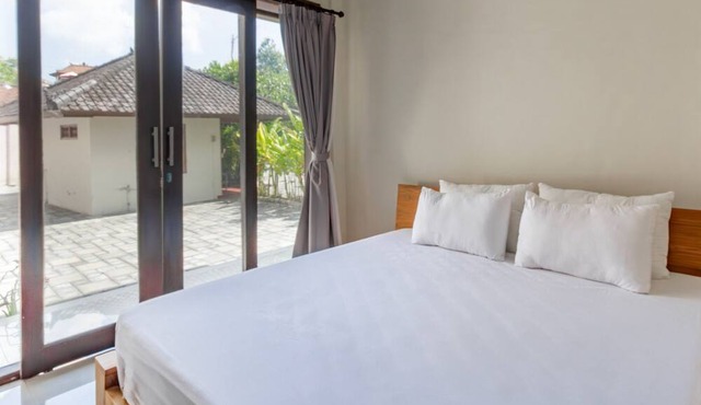 Collection O Near Seminyak Beach Formerly The Kumpi Hotel