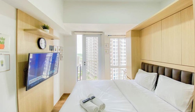 Serene Stay Studio Tokyo Riverside Pik 2 Apartment in Jakarta