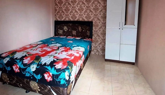 Hotel O Guest House Bu Iin Syariah