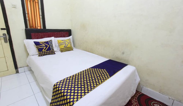 OYO Life 93260 Bale Kosan in Tanjung