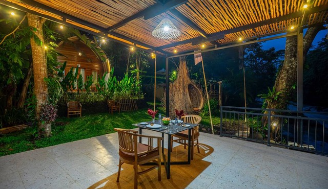 Riverside Retreat