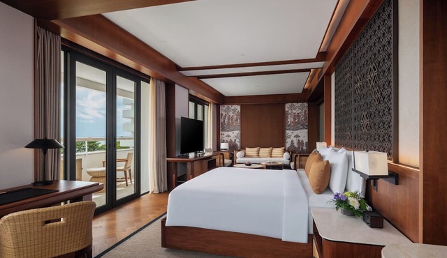 Bali Beach Hotel