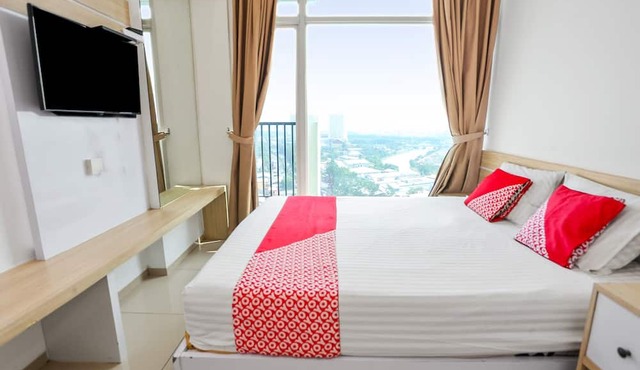 OYO 93432 Tree Room Hotel in Tangerang