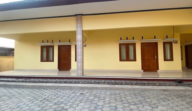 OYO Life 93255 Kosan Teratai Jaya
