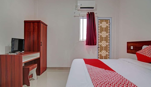 Hotel O Penginapan Sarinah SyariahNearRM Beringin Indah in Pangkalan Kuras