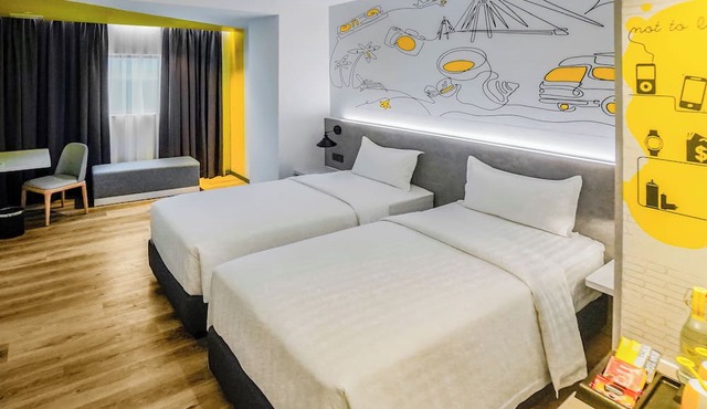 Yello Hotel Harbour Bay Batam