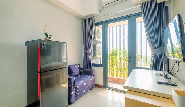 Comfortable And Simply Look 2Br Royal Heights Apartment in Bogor