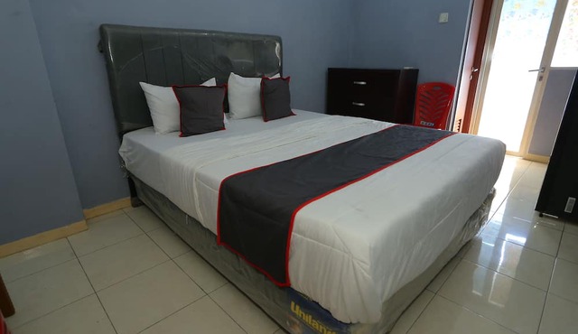 Collection O 93148 Pelangi Residence 2