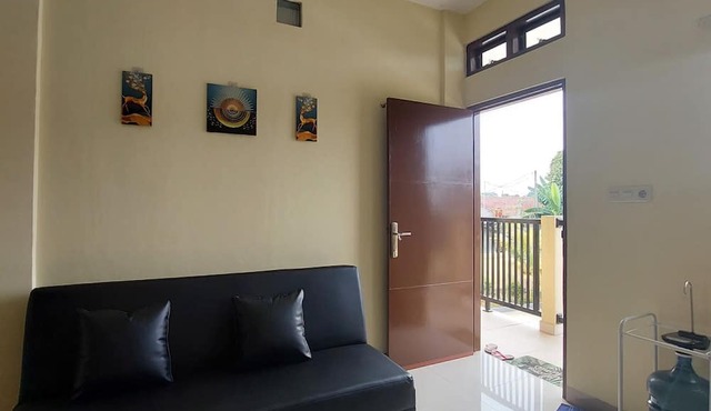 RiReRa Guest House Bogor in Kemang