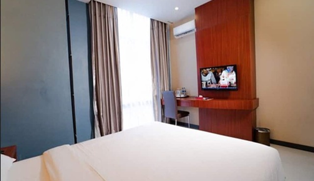 The Crew Hotel Kualanamu International Airport