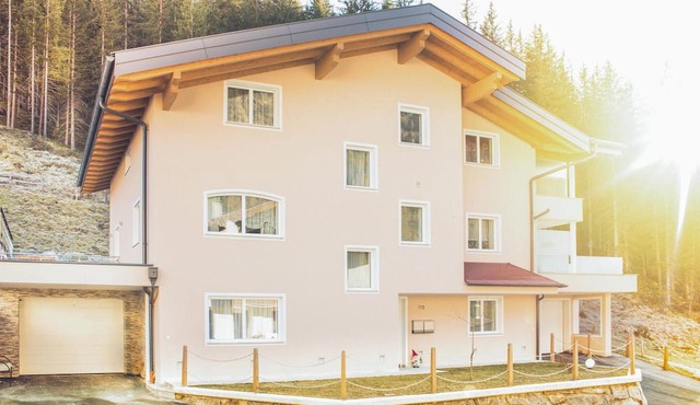 Amazing apartment in Schmirn with WiFi in Schmirn