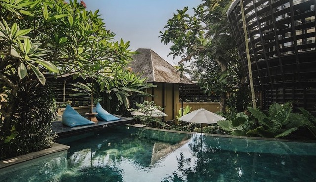 Modern 1BR Suite Retreat Walk to Canggu Beach
